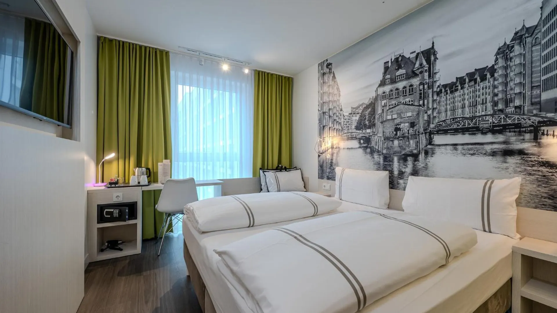 Am Hamburger Hafen übernachten: 15 Hotels im direkten Vergleich